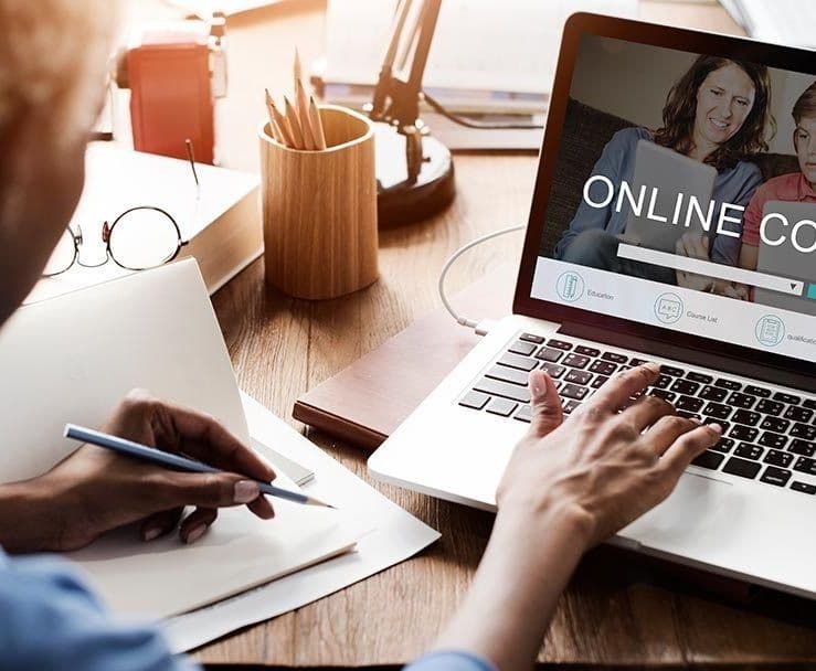 علوم البيانات والتحليلات